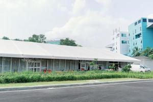China Arcum Trade Show Marquee Corporate Event Tents With Easy Assembly And Custom Bay Distances factory