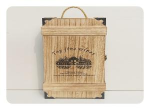 China Custom Wooden Wine Gift Box for Shipping Glasses , Personalized Wine Box factory