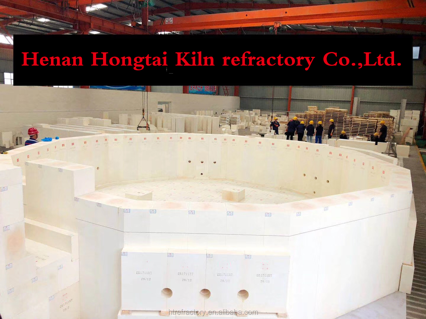 Refractory Glass Smelter AZS Block with 1770°-2000° Refractoriness and 0.3-1% CaO Content