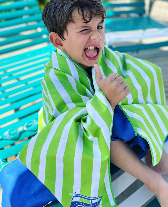 Customized Designs Supported Super Soft Printed Microfiber 100% Polyester Beach Towel