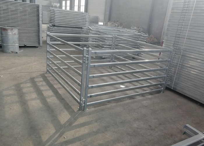 Heavy Duty Steel Cattle Fence / Trellis 30x60mm Full Welding Livestock Fence Panels