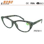 Fashionable reading glasses,made of plastic frame,suitable for men and women