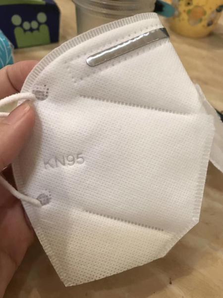 CE/FDA Approved FFP2 N95 Face Mask Breathable Protective Dust Hot Sale Products