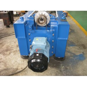 Sludge Dewatering Scroll Decanter Centrifuge For Waste Water Treatment