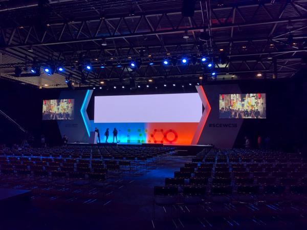 SMD2121 Outdoor Led Screen Rental AC110-220V 3840hz High End Stage Backdrop