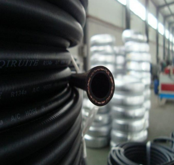 Customized Exhaust Gas Rubber Air Pipe Aging Resistance Ozone Resistance