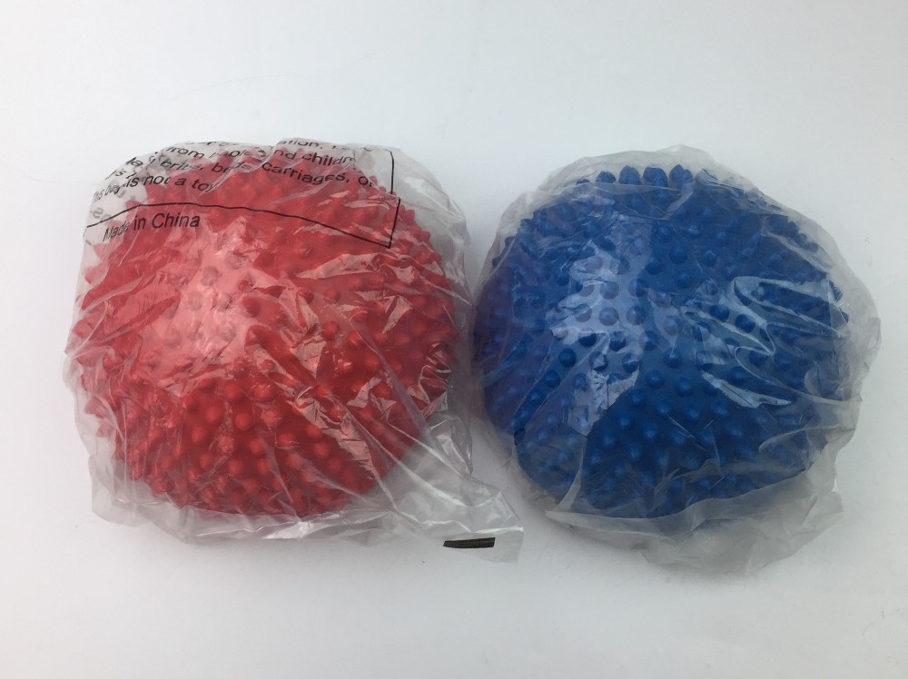 PVC Inflatable Half Ball Foot Massager , Durable Half Balls For Feet 16*9 Cm