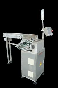 China Stainless Steel Counting Stacking Friction Feeders For Mask Package factory