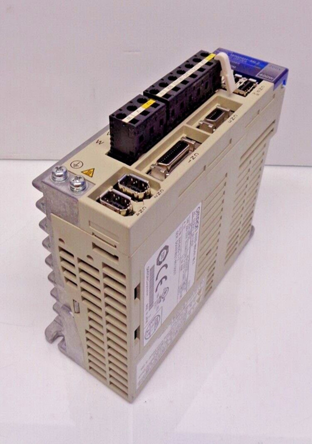 R88D-WN04H-ML2 omron three phase AC output digital servo driver