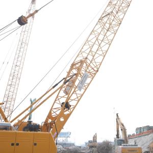 China Municipal Construction Crawler Crane 55 Ton Telescopic Or Lattice Boom Crawler Crane factory