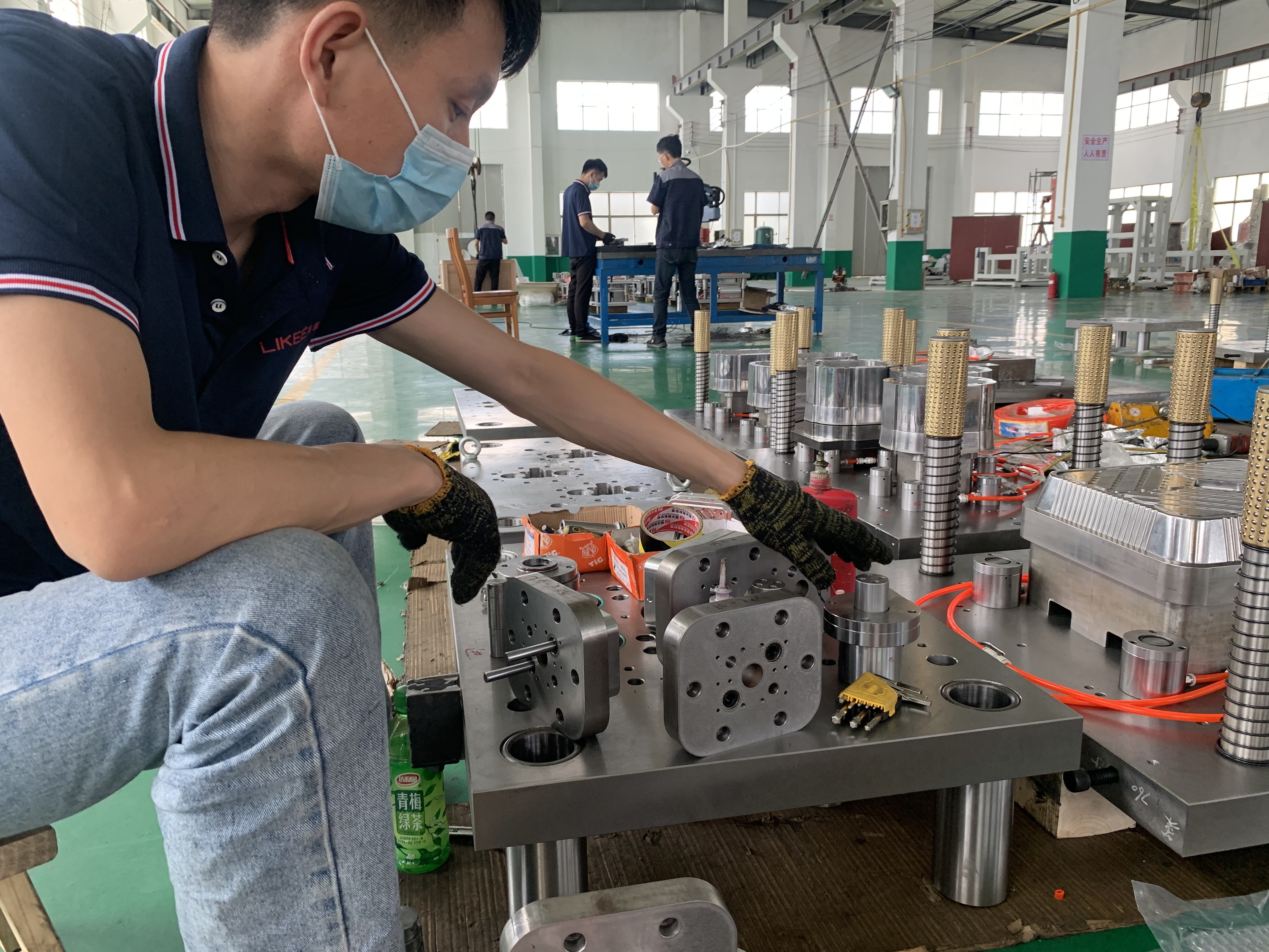 Multiple Cavity 58HRC Aluminum Foil Container Mould Punching Type