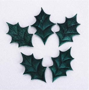 China Holly Leaves Purple Christmas Party Crafts Decorative For Winter Wedding factory
