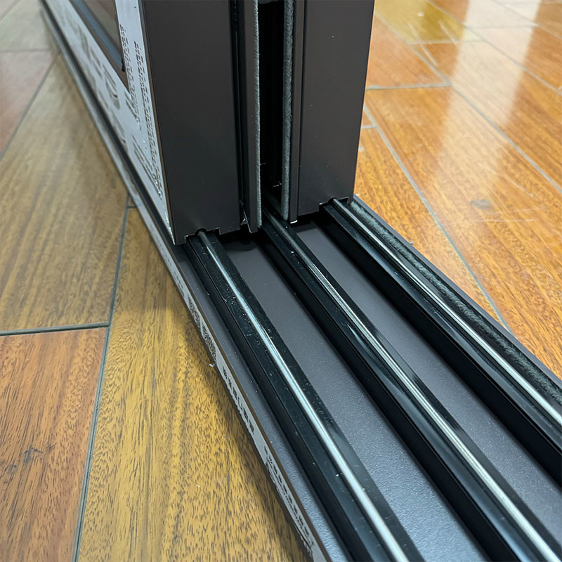 Customized Double Glazed Heat Insulation Aluminum Sliding Windows With Lockable Insect Screen