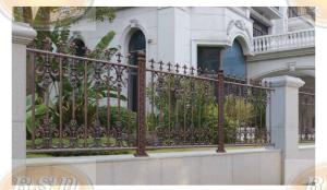 China ANSI Compliant Aluminium Guard Rail with Glass Panel Balcony Stair Safety factory