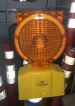 Road Safety Solar Powered Traffic Light 670g Emergency Vehicle Warning Lights