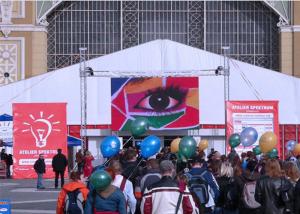 China Ultra Slim Outdoor Advertising Display Screens P8 LED Screen For Live Sports / Show factory