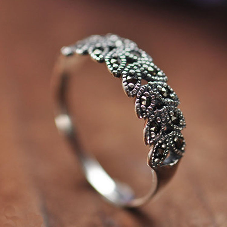 925 Vintage Sterling Silver Band Ring with Marcasite (022236C)