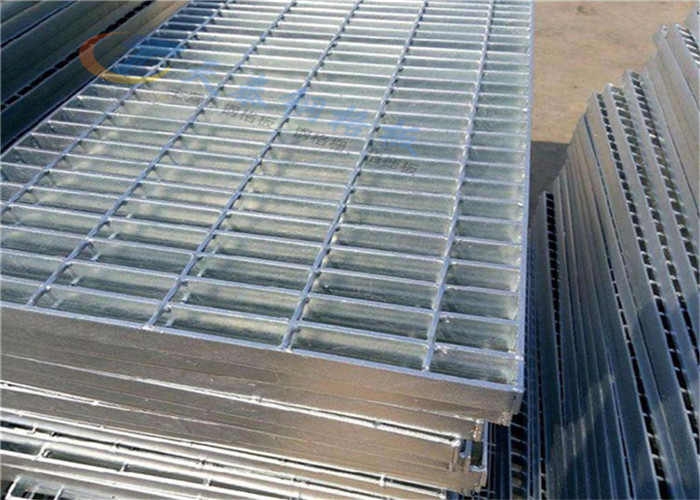 Customized size hot dip galvanized industrial walkway steel grating