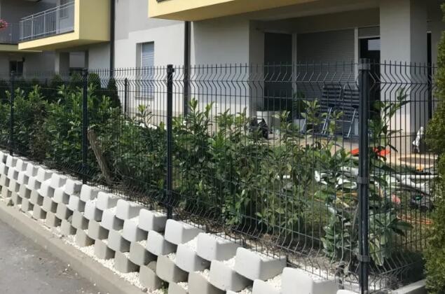 Heavy Duty Pvc Vinyl Decoration 3d Welded Wire Mesh Fencing 1.53x2.5m