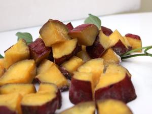China IQF Frozen Steamed Sweet Potato, Fan cut with skin, vatiety of 'shengli 100' factory