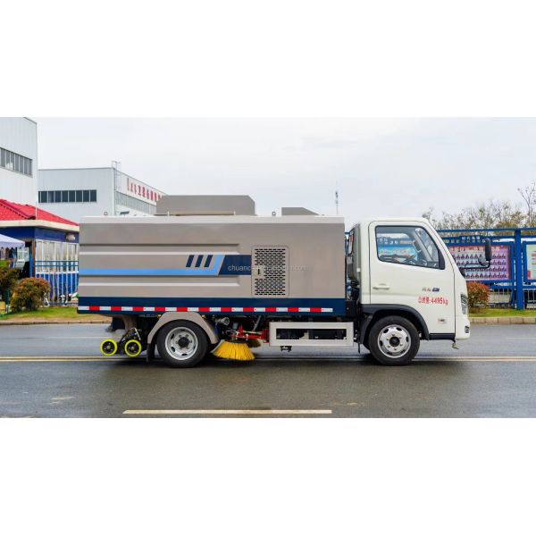 4X2 Leaf Trash Sweeping 2000 Liters Electric Road Sweeping Trucks with Pure Electric Energy Type