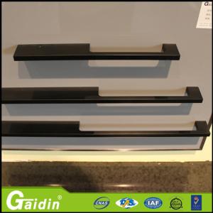 China bedroom kitchen accessories powder coated foggy siver aluminum furniture handle factory