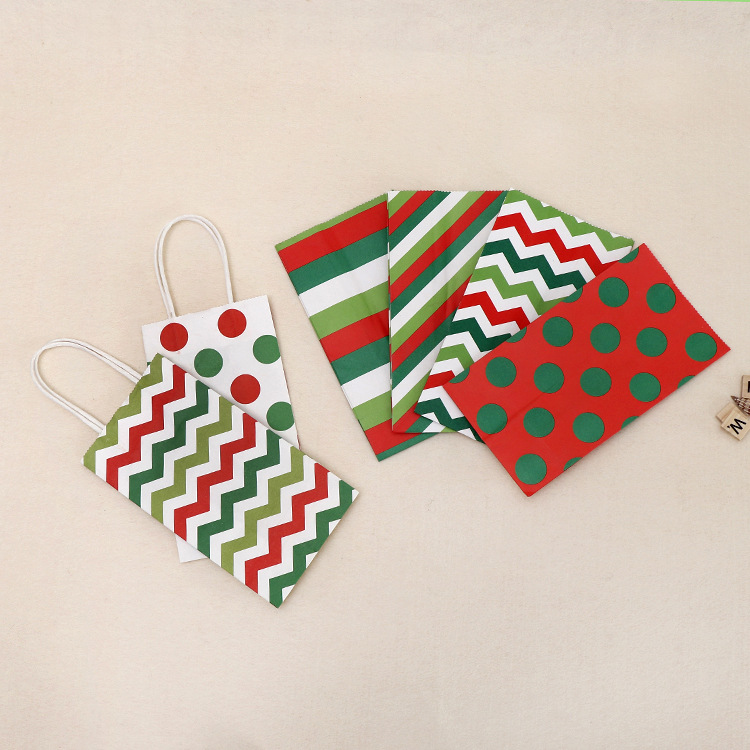 Fancy Christmas Party Favor Gift Kraft Paper Bag with Handle Custom Color Accepted