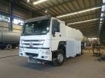 Durable Sinotruk Howo LPG Tanker Truck 10MT Bobtail With Dispenser High Capacity