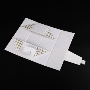 White Folding Single Bottle Prufume Cosmetic Packaging Boxes With Handle