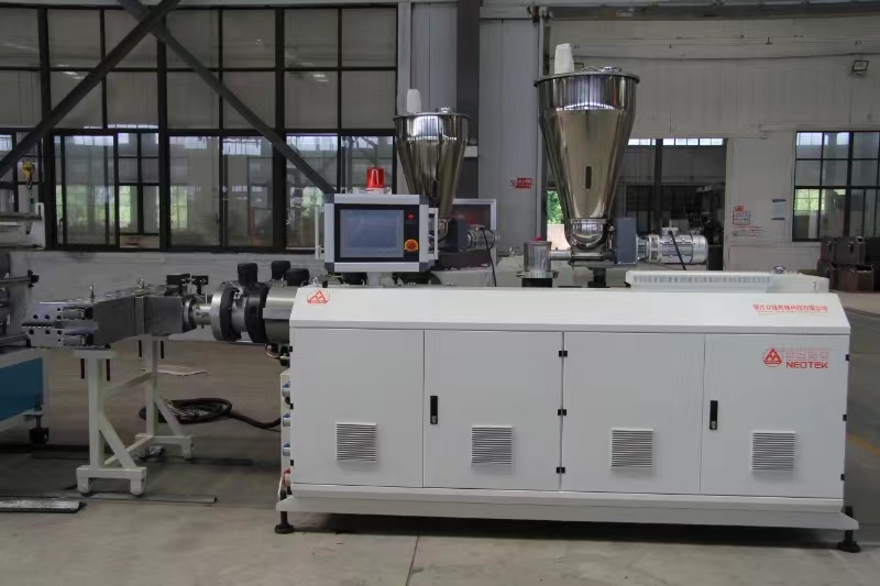 PVC Glaze Tile Extrusion Line with 25000x6000x3500 Dimensions and 36 rpm Screw Speed