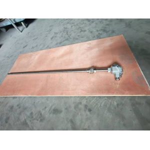 Thermocouple Temperature Sensor with Seebeck Voltage Measurement and Dissimilar