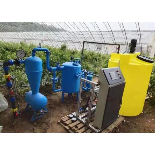 Humidity-Controlled Sunlight Greenhouse for Cucumber Farming