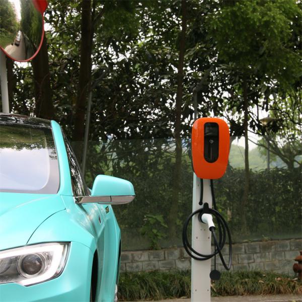 3.5m Cable Electric Car Charger OCPP 1.6 EV Charging Points GB In Public Parking