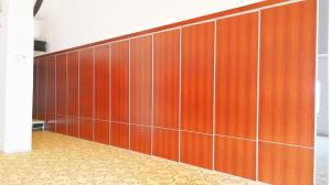 China Commercial Wooden Room Dividers / Meeting Room Partition Wall factory