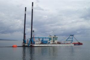China 8 inch hydraulic cutter suction dredger for land reclamation and capital dredging factory