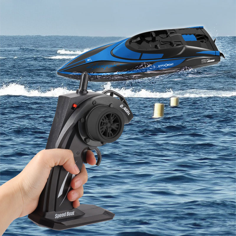 20 KPH High Speed Remote Control Water Play Electric Boats with Plastic Material