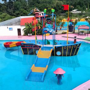 China Fiberglass Water Tower Slide Pirate Ship Anti Rust Playground Aqua Park Slides factory