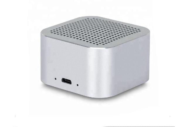 Home Theatre Small Powerful Bluetooth Speaker , Battery Powered Speaker 10m RF