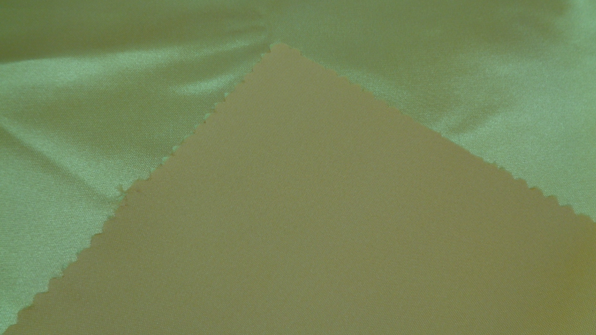 Shiny Woven Twill Dyed Satin Wardrobe Clothing Fabric 100% Polyester