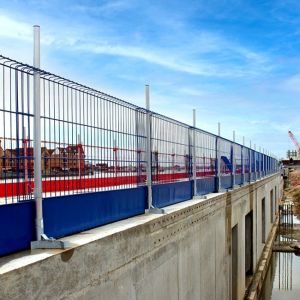 China Fire-Rated Edge Protection Barrier with 2-Hour Burn Resistance on sale