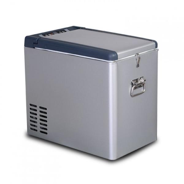 China 35L Portable 24V DC Compressor Direct Cooling Car Mini Fridge , Mini Cooler Fridge Swing Door Type factory