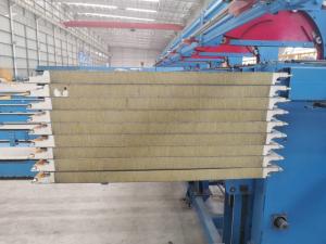 China Waterproof Rockwool 50mm Sandwich Panel PUF Insulation Sheet For Roof Wall factory