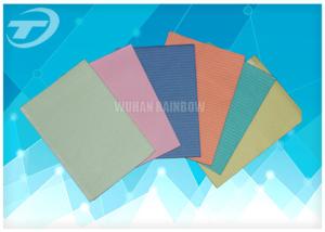 China Disposable Medical Dental Patient Bibs 2 Ply Paper + 1 Ply Poly Film CE/ISO Certificate factory