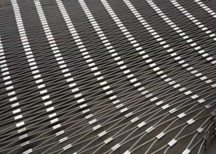 22mm*22mm Corrosion Resistant SS304 Knotted Steel Cable Mesh for Staircase Fence with Flexible Structure and Easy Installation