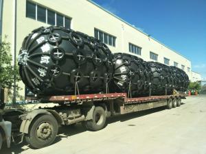 China Pneumatic Marine Boat Dock Fenders Tear Resistance factory