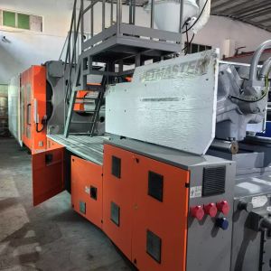 China Chen hsong Injection Molding Machine Horizontal 1200KN factory