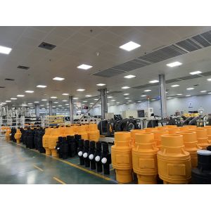 SDR11 PE Ball Valve with Double Bleed Ports