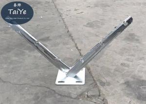 China Hot Dipped Galvanized Barbed Wire Fence Brackets Durable 50-60cm Height factory