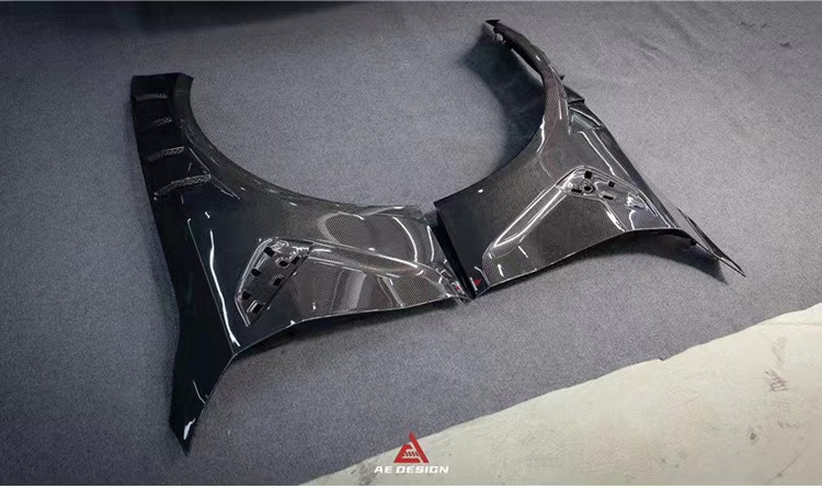 For BMW M3 M4 G80 G82 Carbon Fiber Fender M3 M4 G80 G82 Upgraded AE-style Carbon Fiber Fender Lightweight