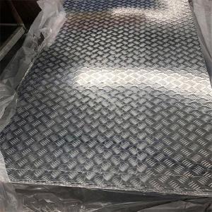 China Anti Slip Diamond S235jr A36 Carbon Steel Chequered Sheet 1000 - 2000mm factory